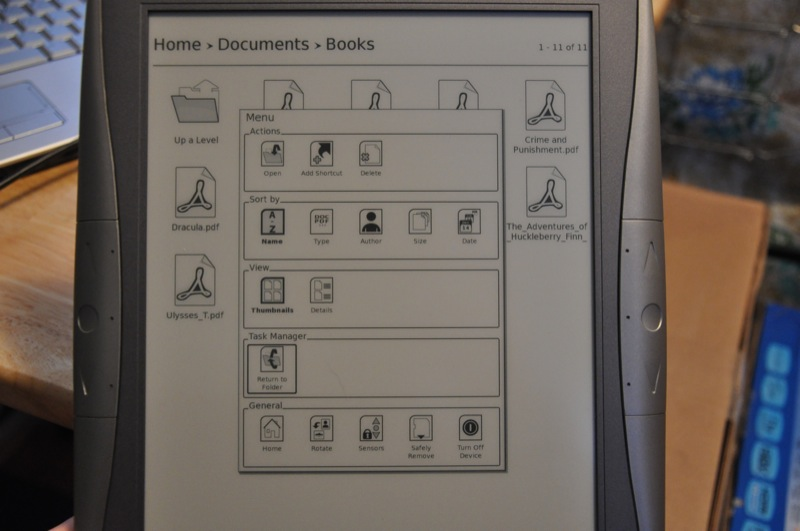Illustration for article titled iRex Digital Reader 1000S Lightning Review